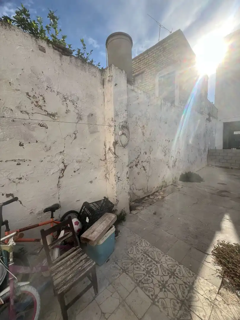 Vista exterior de Casa o xalet en venda en Coria del Río amb Balcó