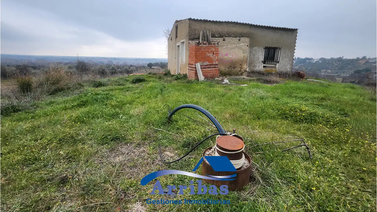 Country homes for sale in Escalona