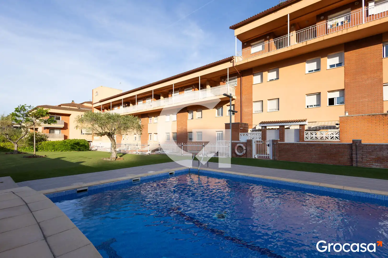 Swimming pool of Detached homes for sale in Sant Vicenç Dels Horts  with Air Conditioner, Heating and Private garden