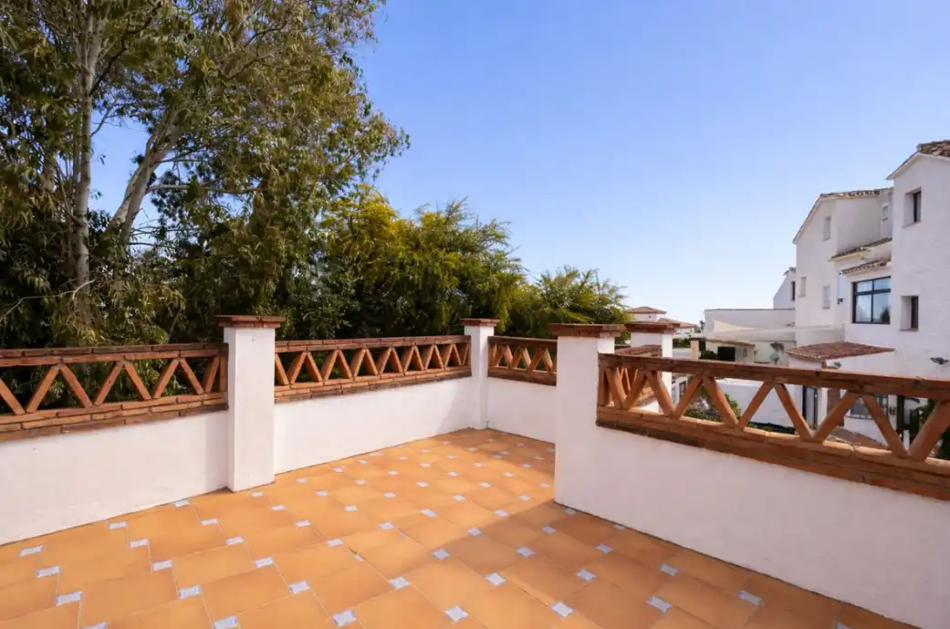 Terrassa de Casa adosada en venda en Mijas amb Jardí privat, Terrassa i Traster