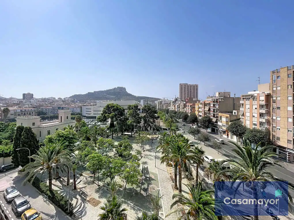 Exterior view of Flat for rent in Alicante / Alacant  with Air Conditioner, Heating and Terrace
