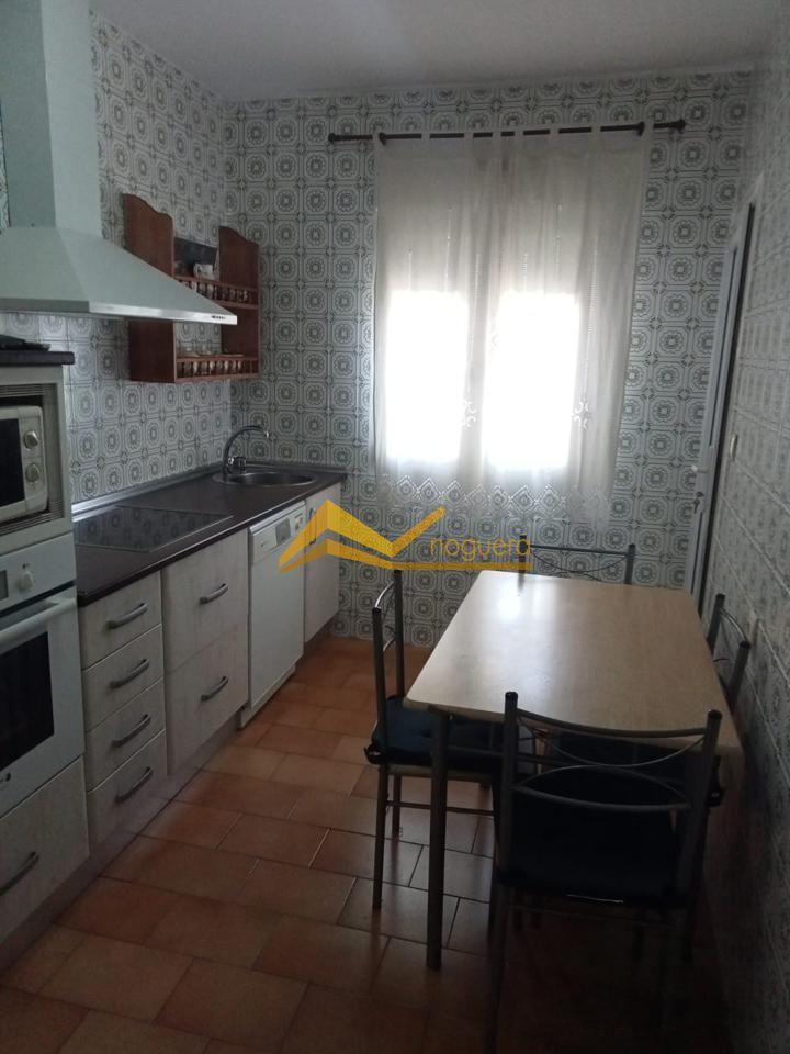 Cocina de Piso en venta en Linares con Terraza y Amueblado