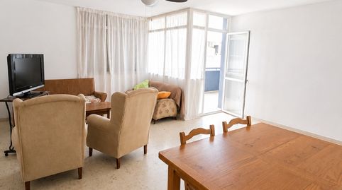 Foto 2 de Piso en venta en Calle Virgen del Rocio, 6, Centro, Vélez-Málaga