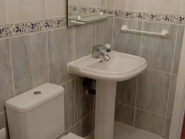 Badezimmer von Wohnung zum Verkauf in Bargas, Toledo