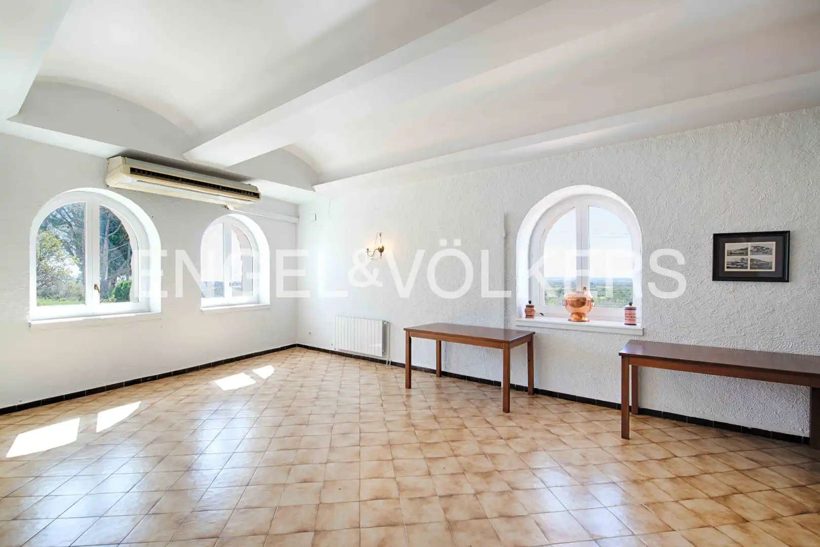 Sala de estar de Finca rústica en venta en Roses con Jardín privado y Terraza