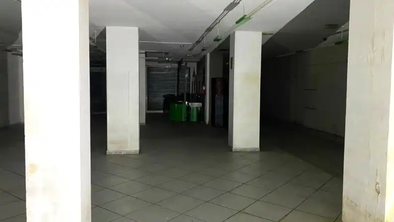 Local comercial en venta en Carrer de l'Alcalde Armengou 13, imagen 15