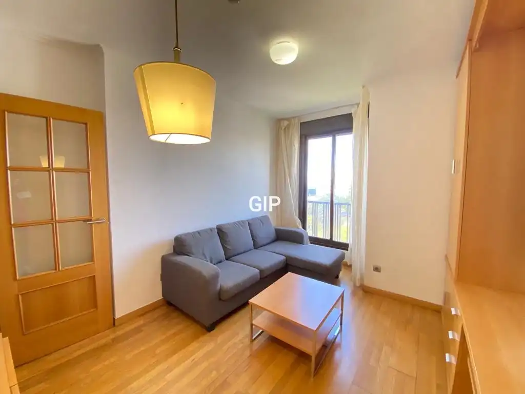 Apartments for rent in Calle de Belfast, 13, Rejas