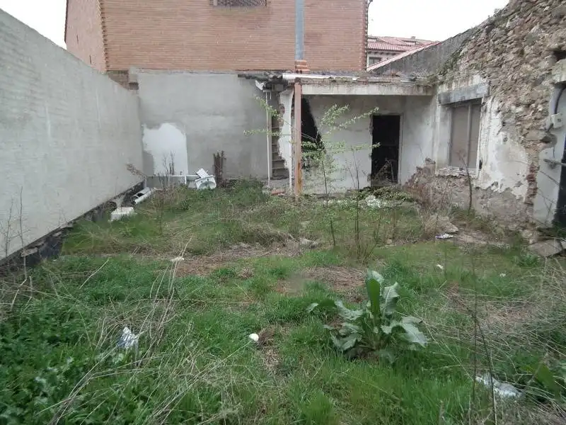 Wohnbaugrundstück zum Verkauf in Pedrezuela, imagen 9