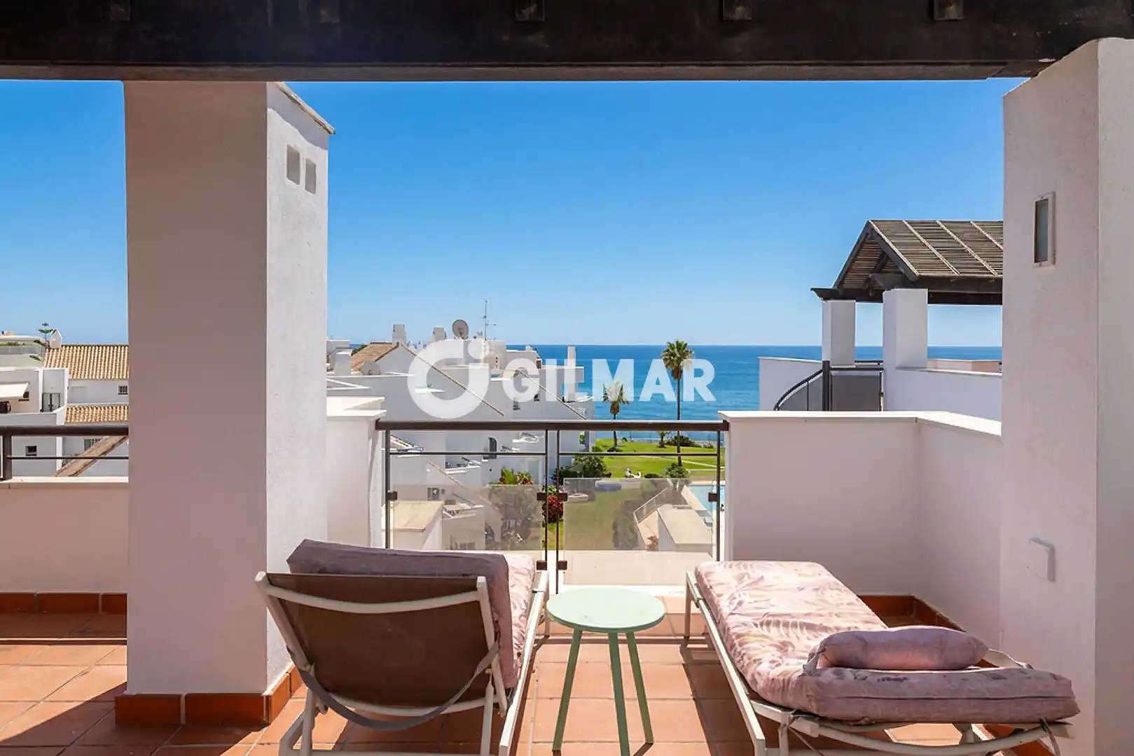Duplex avec terrasse à vendre à Bahía de Casares, imagen 2