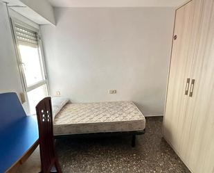 Bedroom of Flat to share in  Valencia Capital  with Furnished