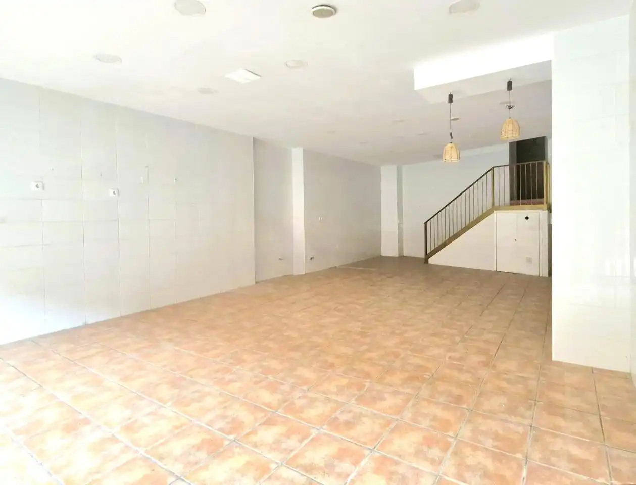 Local en venta en Terrassa con Aire acondicionado