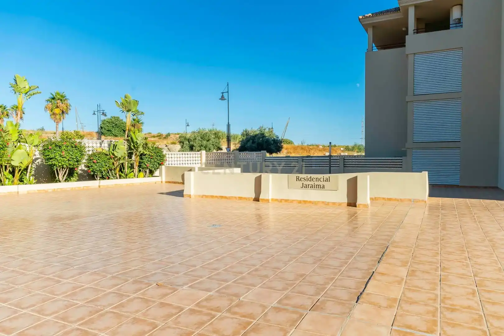 Terrace of Flat for sale in Fuengirola  with Air Conditioner, Storage room and Swimming Pool