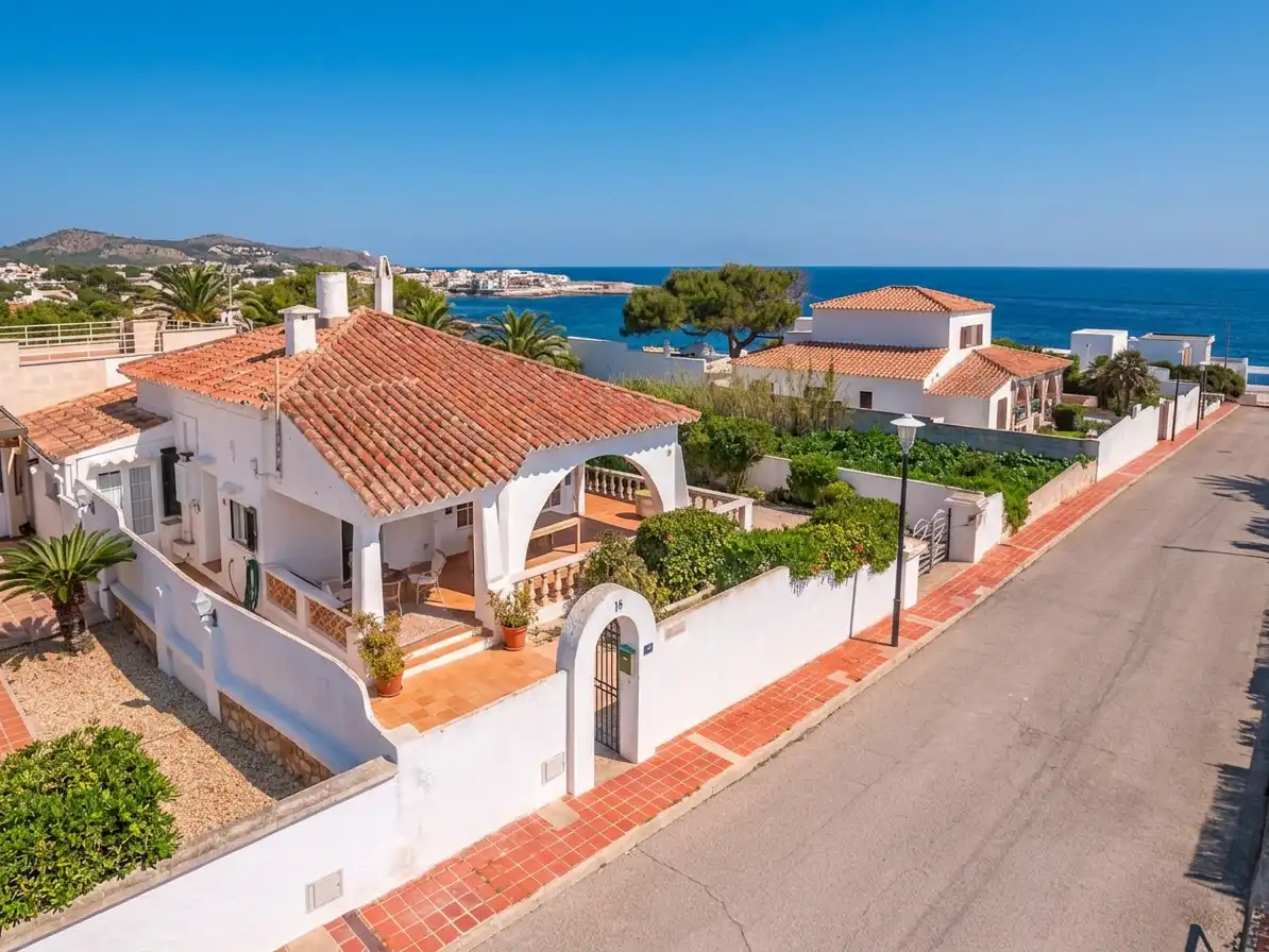 House with terrace for sale in Calle Calco D’Alcaufar