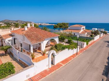 Casa con balcone in vendita a Calle Calco D’Alcaufar