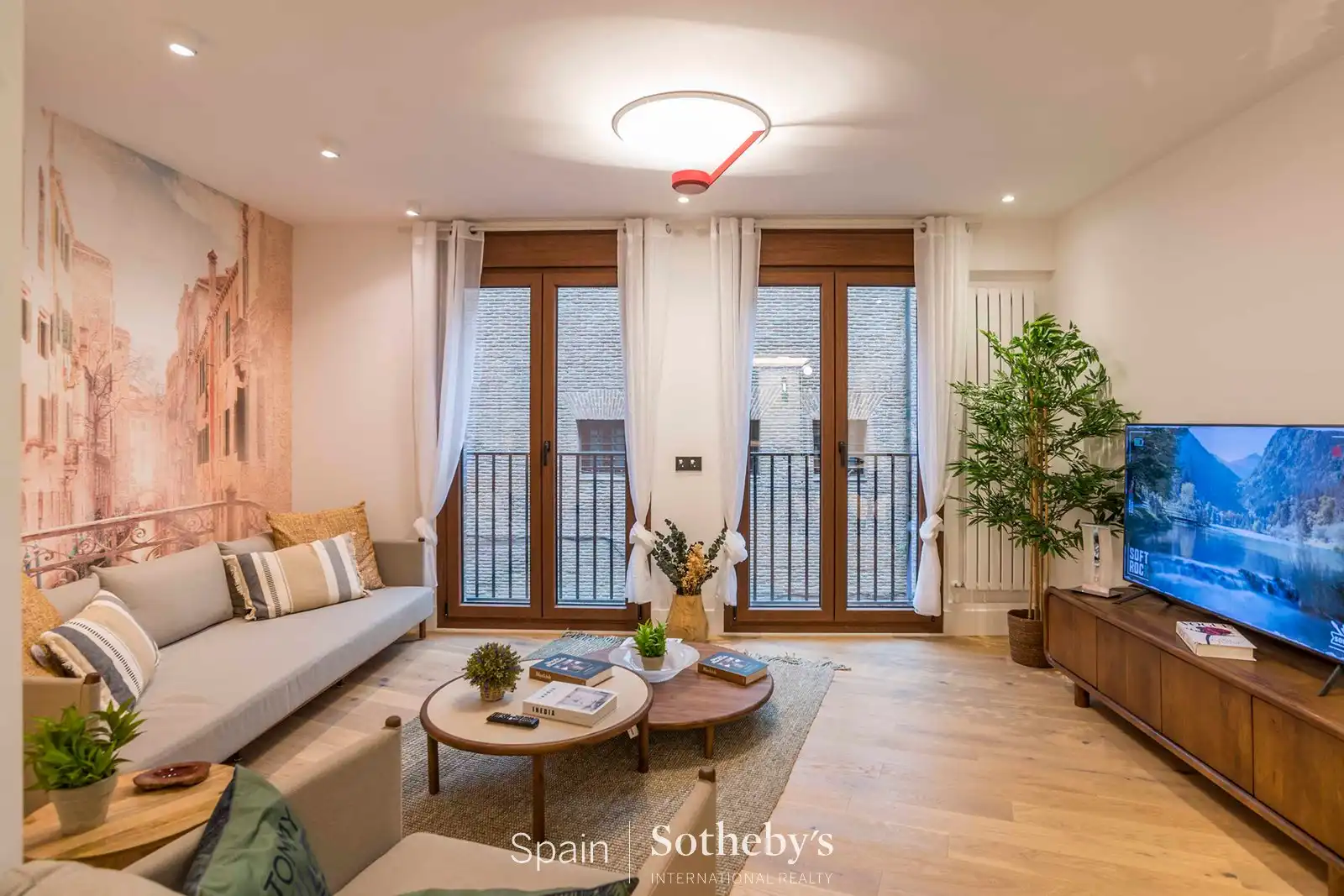 Living room of Apartments for sale in Madrid  with Air Conditioner