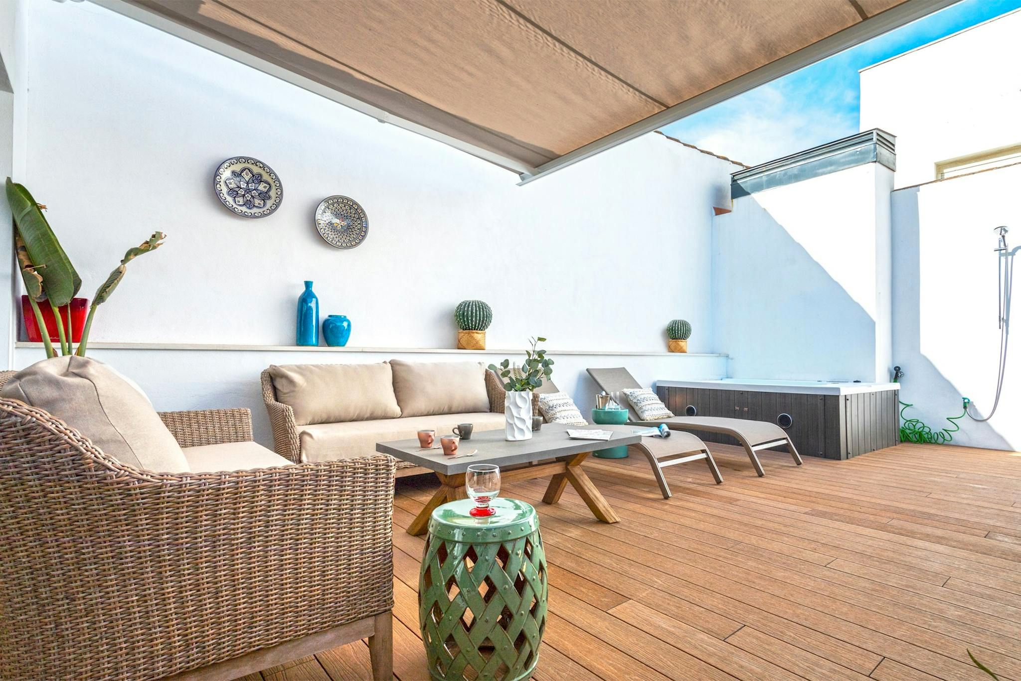 Terrassa de Pis de lloguer en  Sevilla Capital amb Aire condicionat, Calefacció i Rentadora