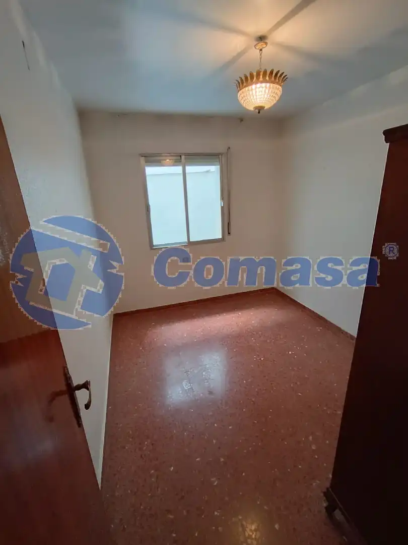 Piso con ascensor en venta en Martos, imagen 8