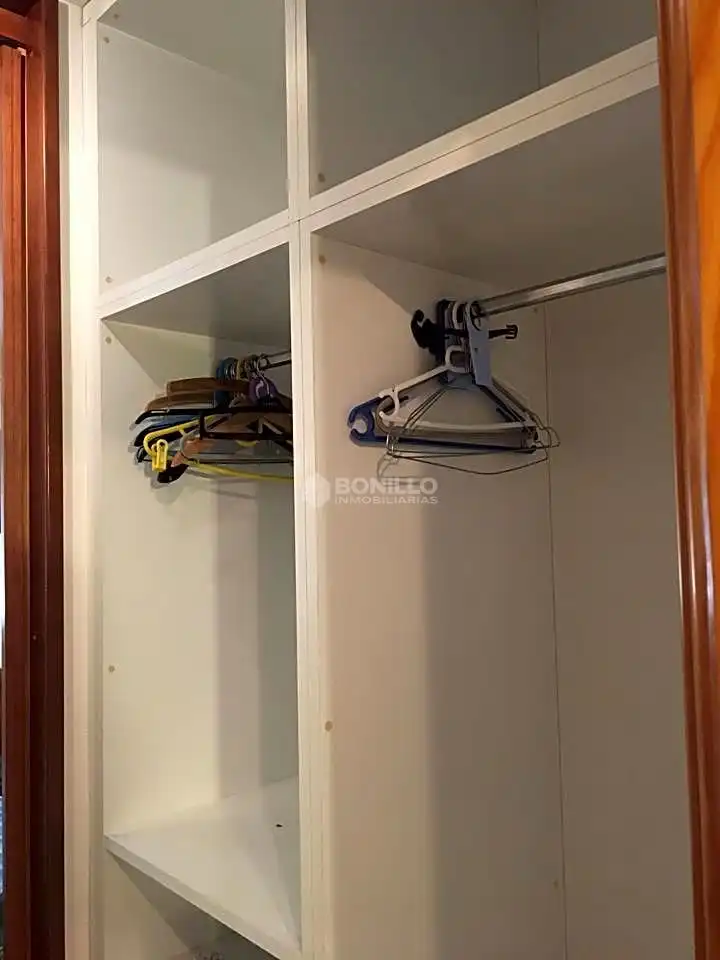 Flat with terrace to rent in Avenida de Sagunto, imagen 34