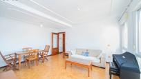 Living room of Flat for sale in Las Rozas de Madrid  with Air Conditioner, Heating and Parquet flooring