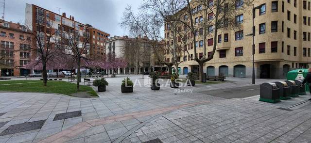 Local comercial en Alquiler en Calle San Blas en Centro