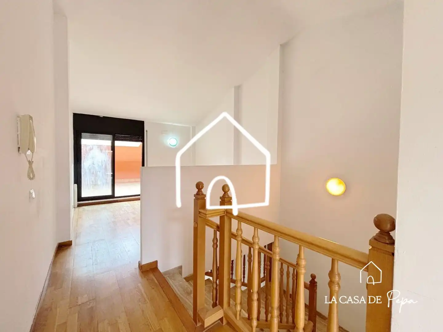 Ático en venta en Begues con Calefacción, Parquet y Balcón