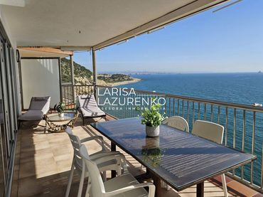 Apartamento con ascensor en venta en Falconera