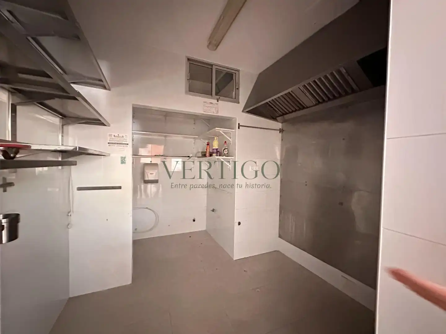 Kitchen of Houses for sale in Dos Hermanas  with Balcony