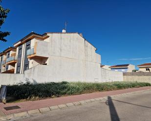 Vista exterior de Residencial en venda en Sant Joan de l'Ènova