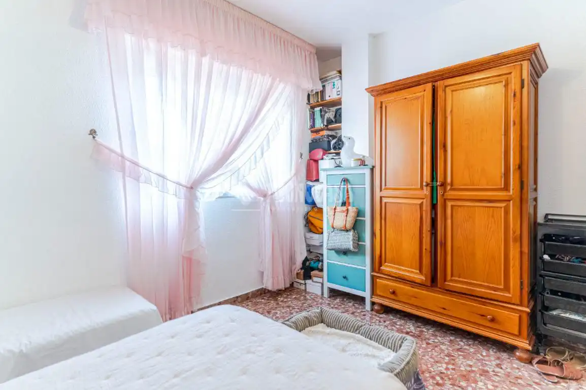 Dormitori de Casa adosada en venda en Motril amb Aire condicionat