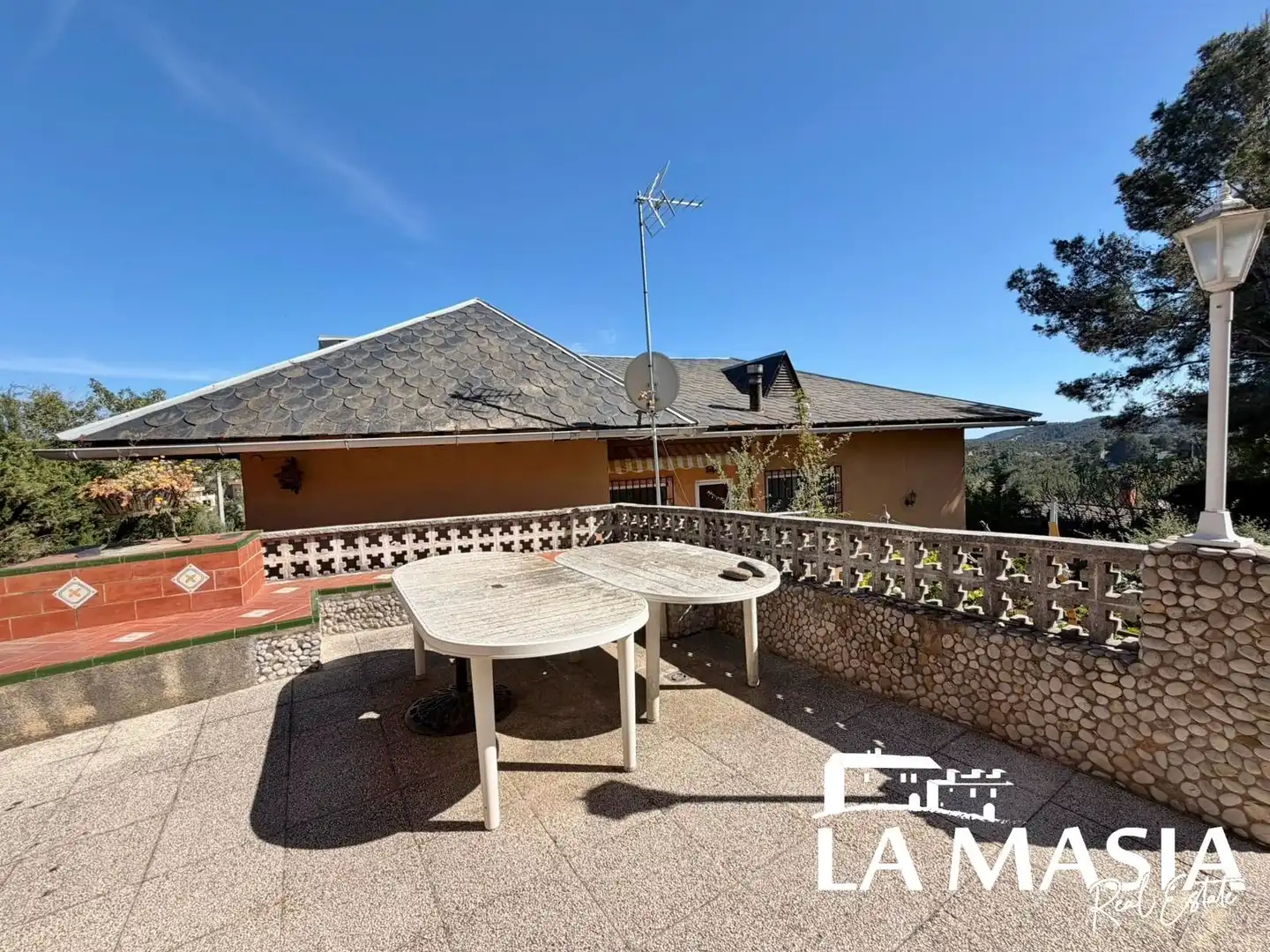 Vista exterior de Casa o chalet en venta en Olivella con Calefacción, Jardín privado y Terraza