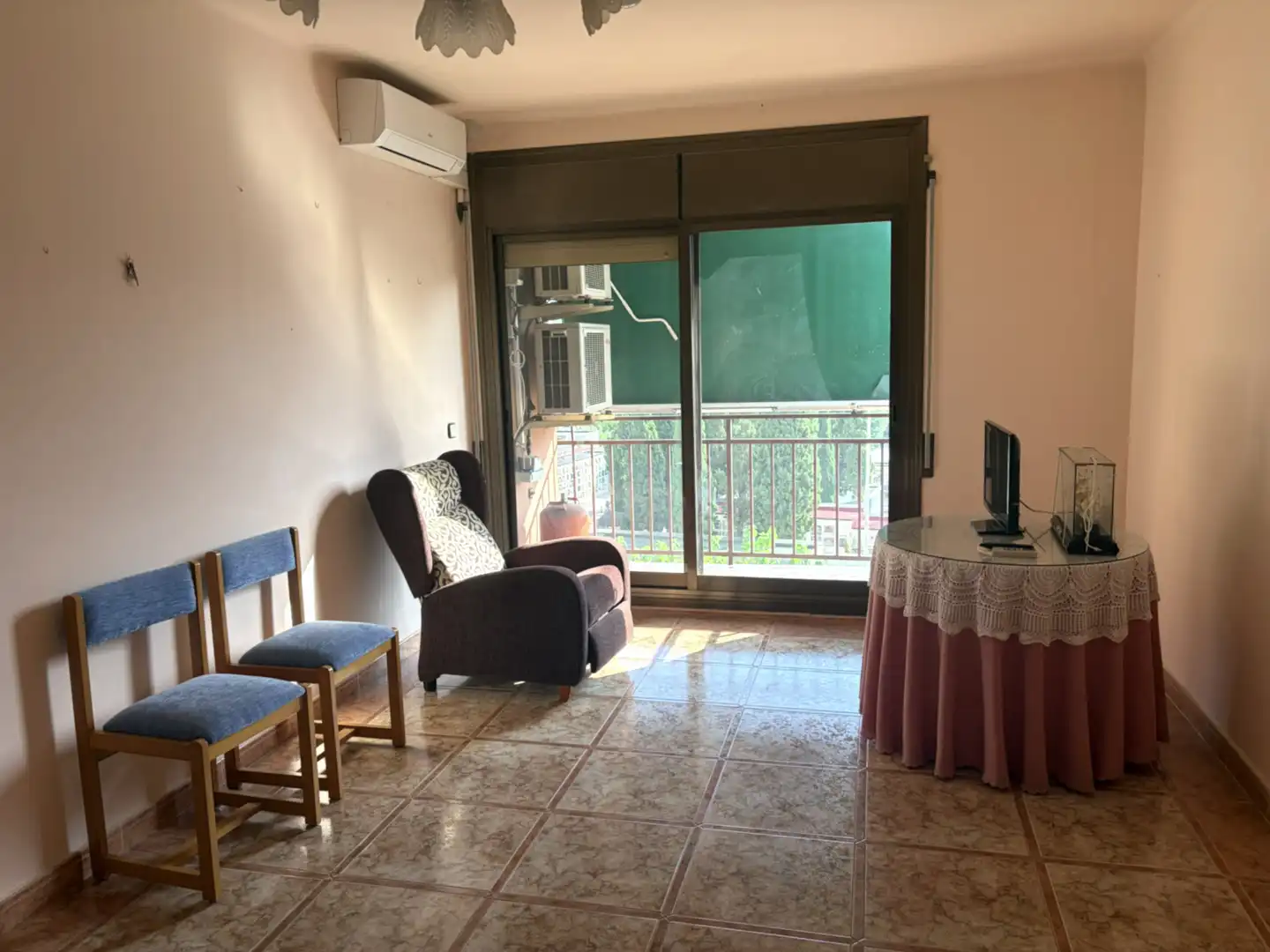 Flat with terrace for sale in Passeig Comte de Vilardaga, imagen 2