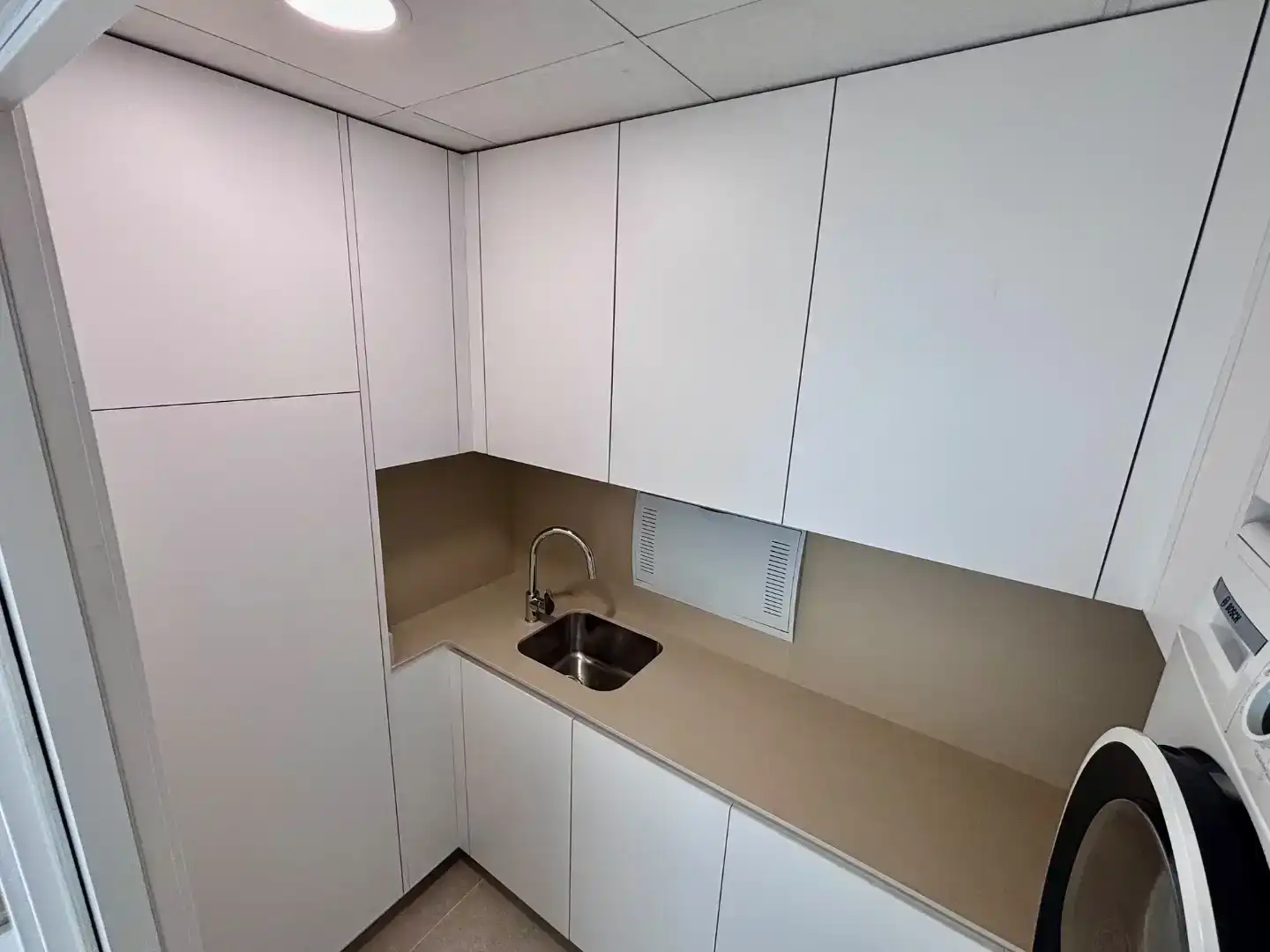Cocina de Piso en venta en Oleiros con Jardín privado, Trastero y Piscina