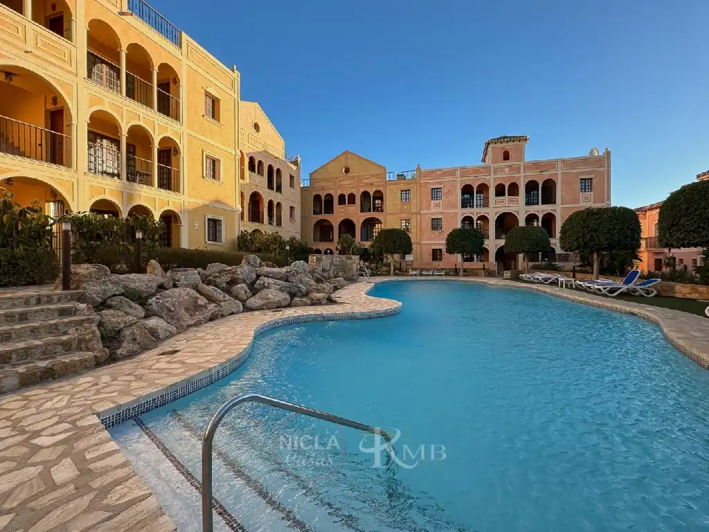 Apartamento con piscina en venta en Conjunto Campo De Golf, imagen 17