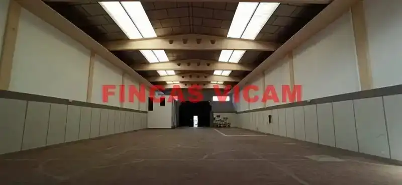 Fabrikhallen zur Miete in Huesca