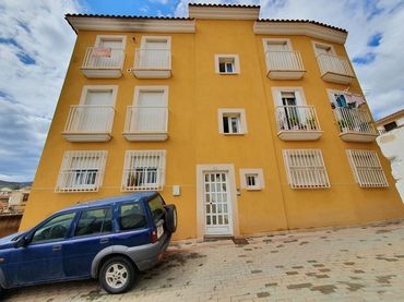 Parking with lift for sale in ANTONIO PUERTAS