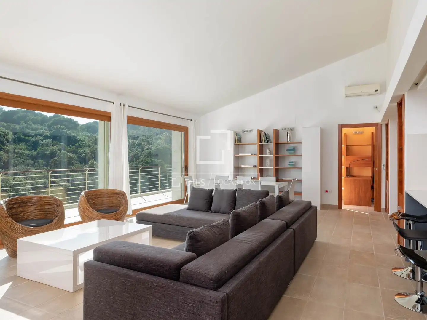 Detached house with terrace for sale in Santa María de Llorell, imagen 13