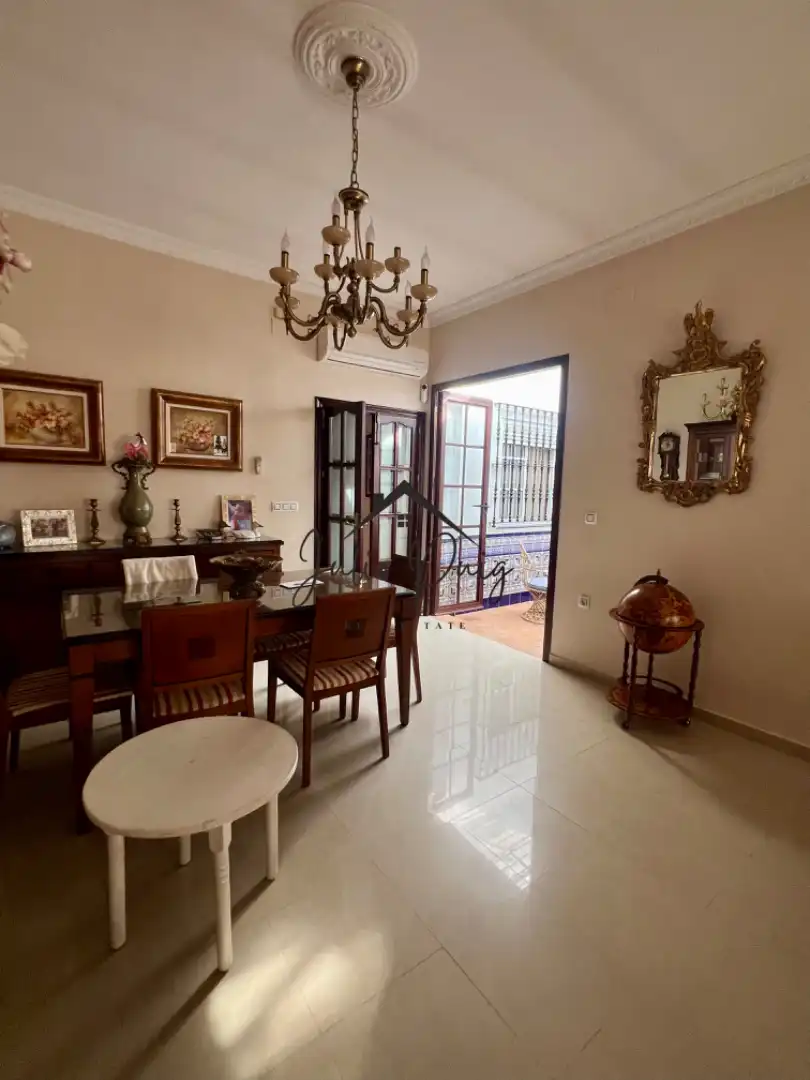 Menjador de Casa o xalet en venda en Villamanrique de la Condesa amb Aire condicionat, Traster i Moblat