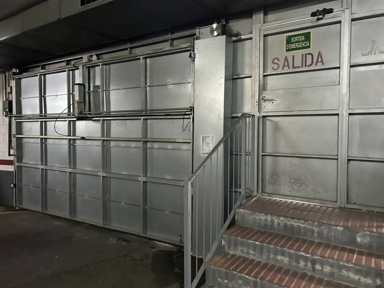Vista exterior de Garaje en venta en Barcelona