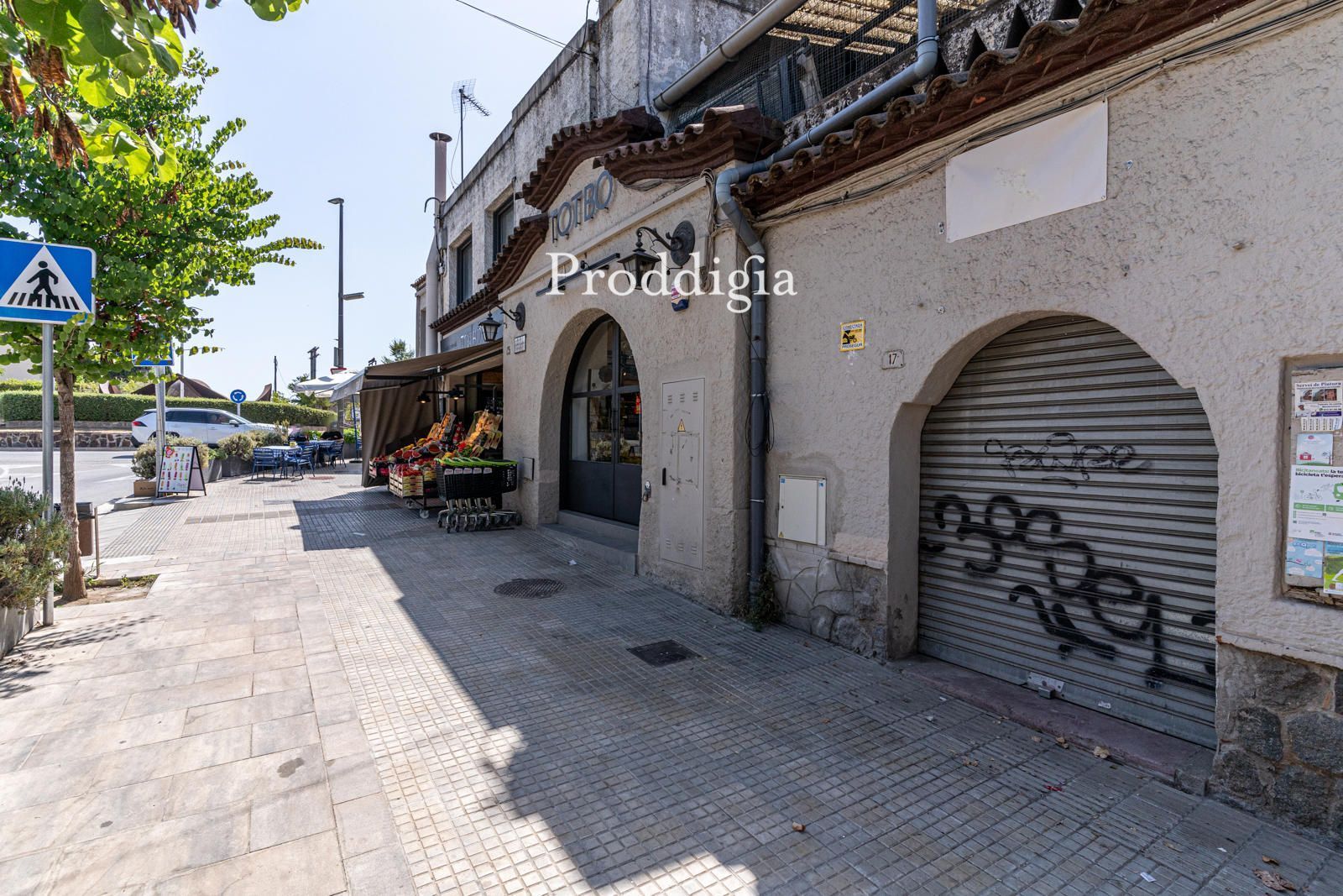 Exterior view of Premises for sale in Sant Cugat del Vallès