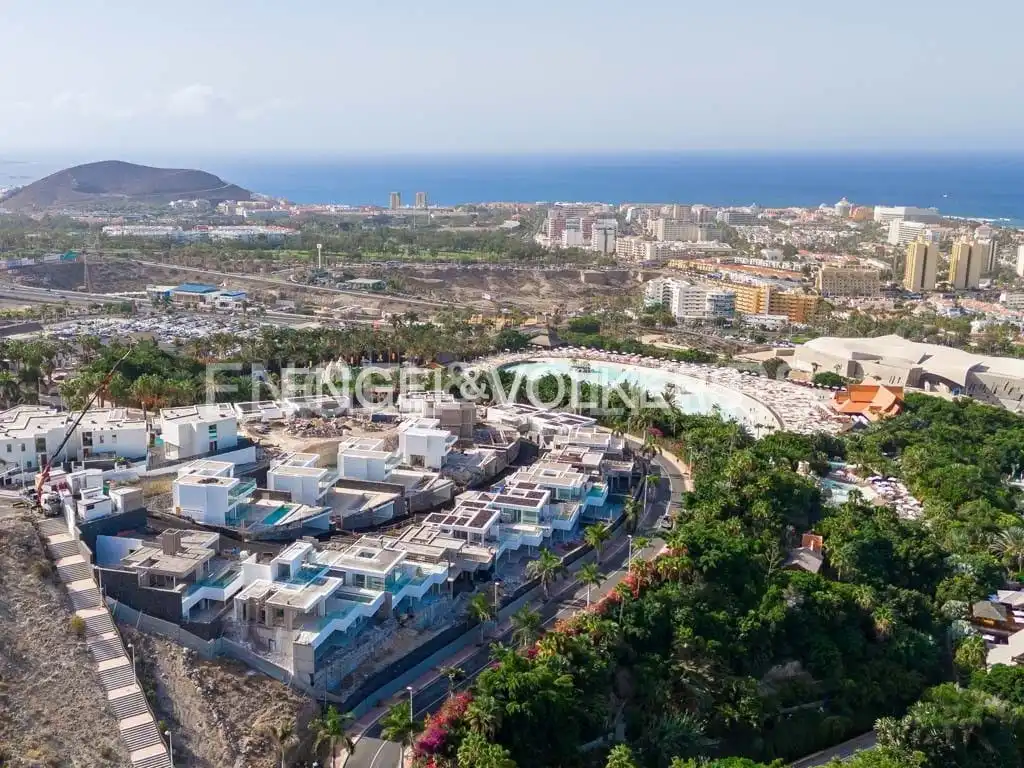 Casa con piscina in vendita a Costa Adeje, imagen 2