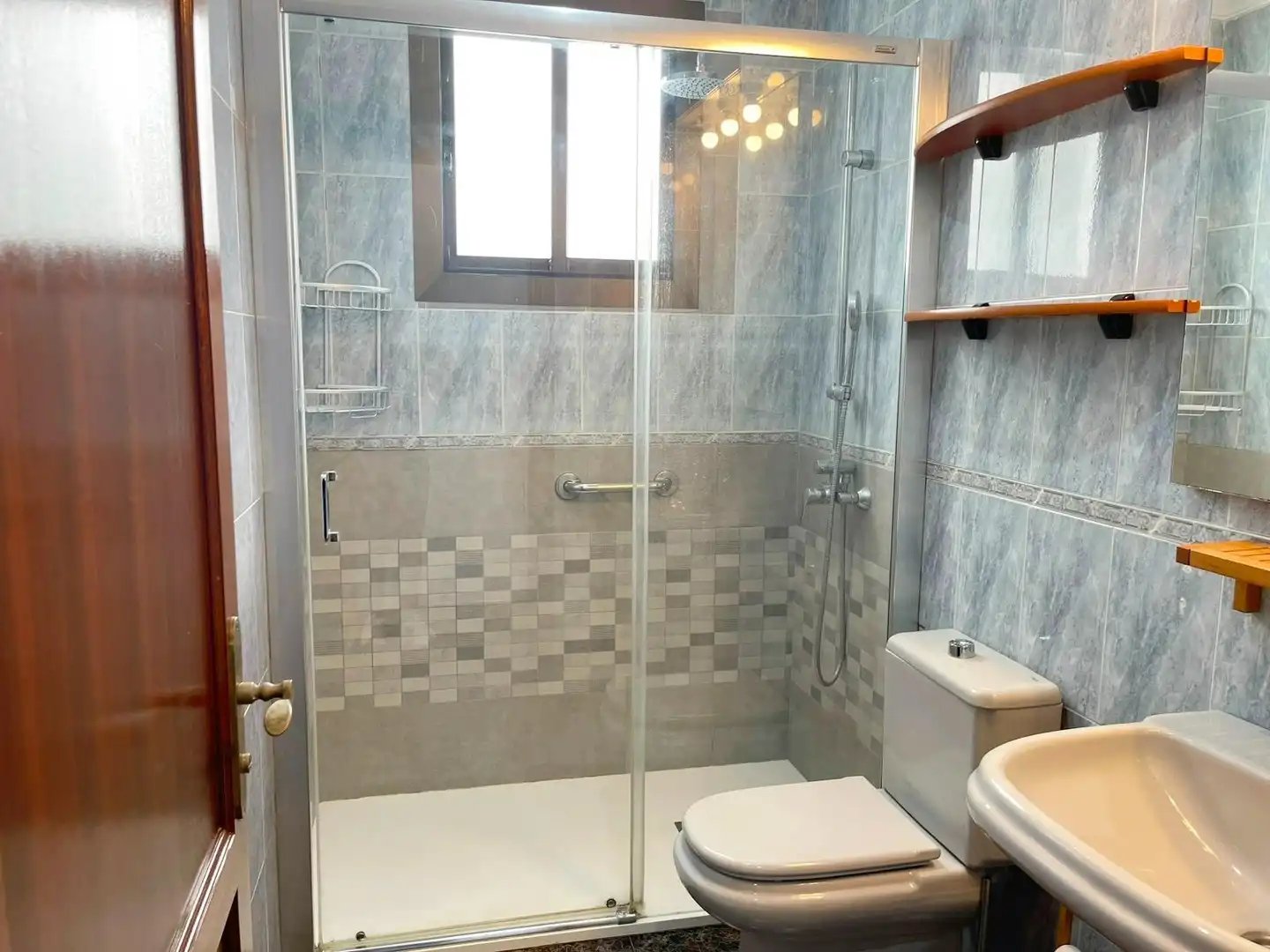 Badezimmer von Wohnung zur Miete in Las Palmas de Gran Canaria mit Privatgarten