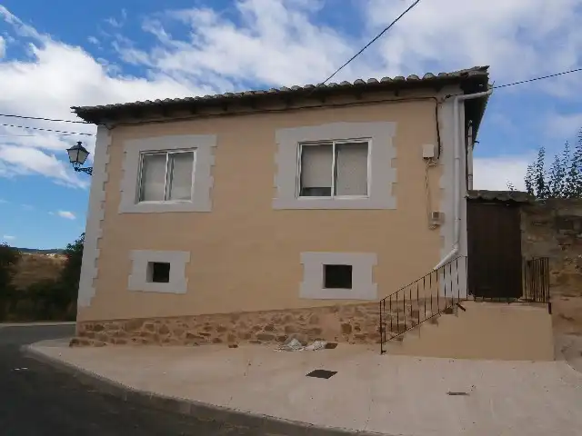 Vista exterior de Casa o xalet en venda en Santiago Millas