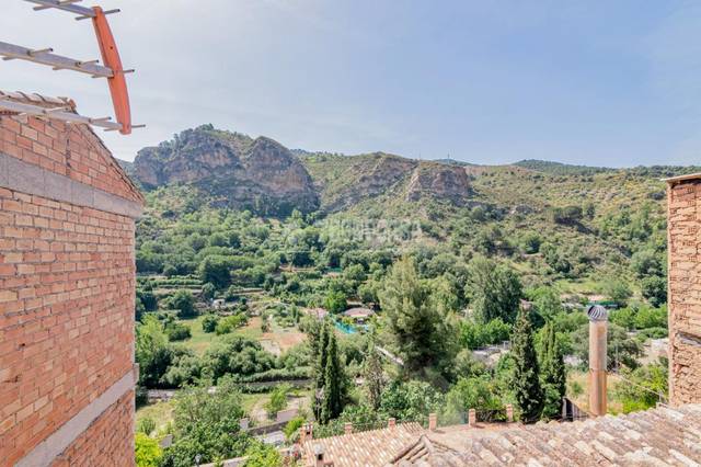 Casa adosada en Venta en Quéntar