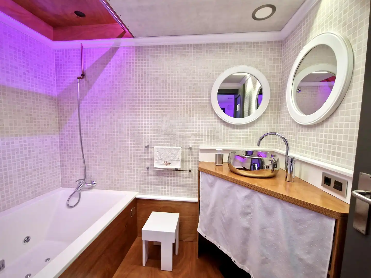 Bathroom of Apartments for sale in Dénia  with Air Conditioner, Heating and Private garden