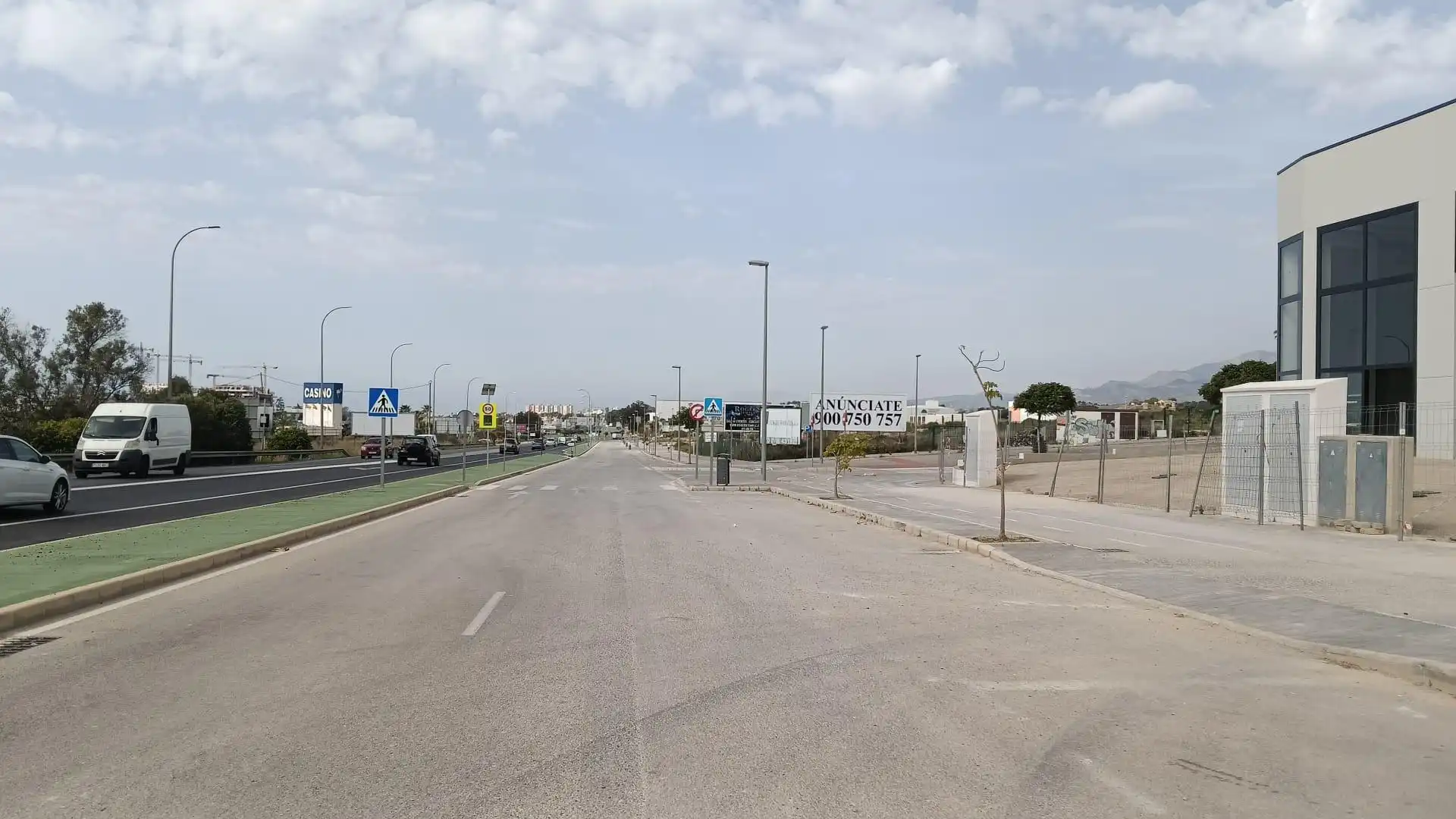 Außenansicht von Fabrikhallen zum Verkauf in Villajoyosa / La Vila Joiosa