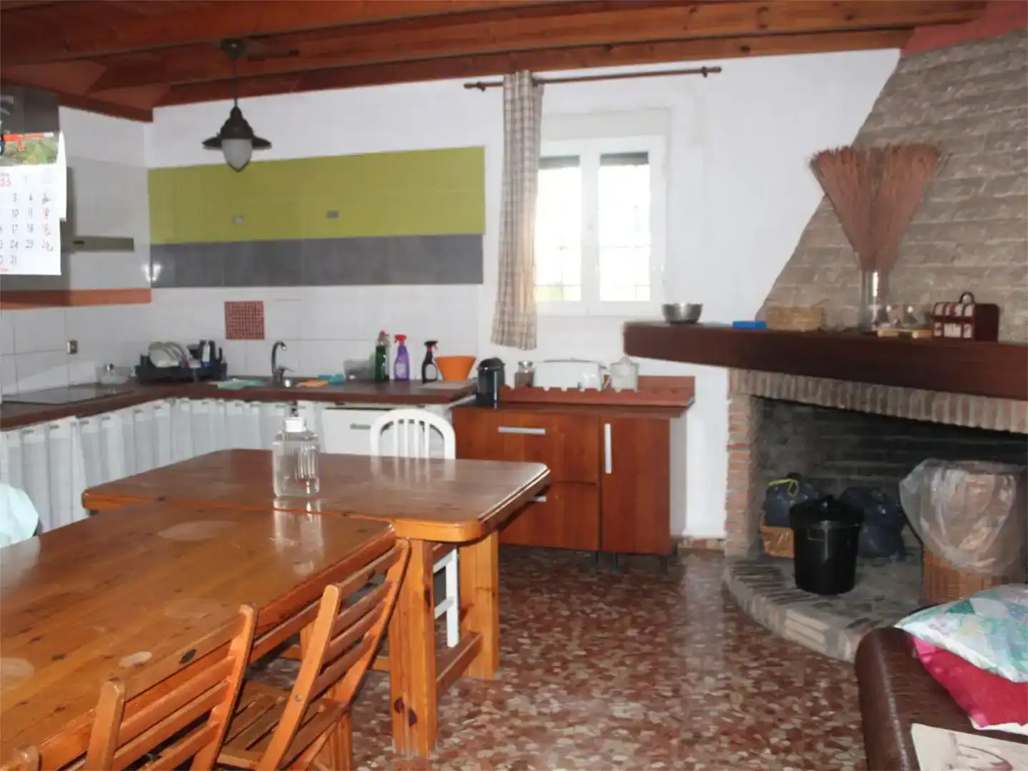 Cuina de Finca rústica de lloguer en Motril amb Jardí privat, Piscina i Moblat