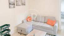 Living room of Flat to rent in  Madrid Capital  with Air Conditioner, Heating and Furnished