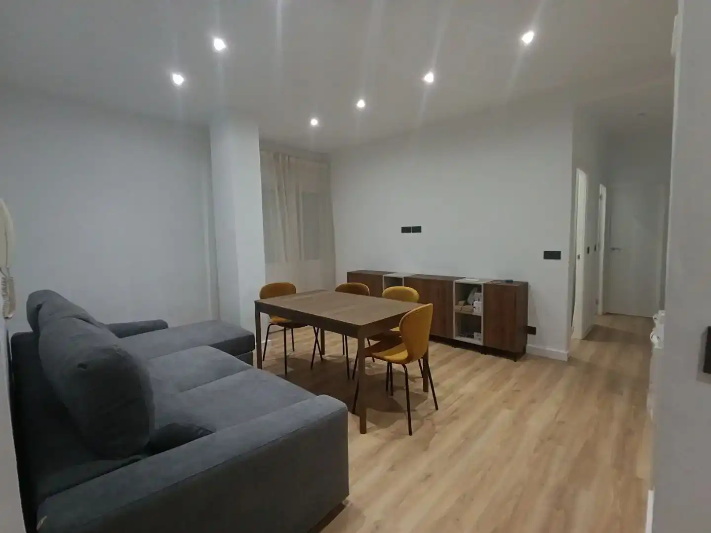 Wohnzimmer von Wohnung zur Miete in Úbeda mit Klimaanlage