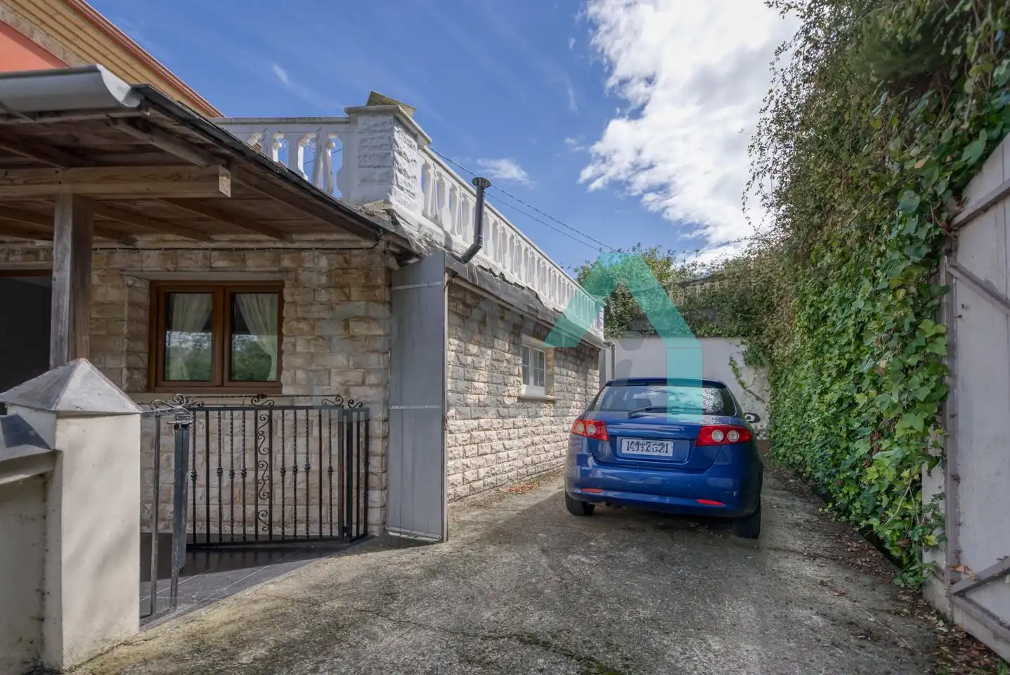 Exterior view of Houses for sale in Coaña  with Heating, Terrace and Furnished