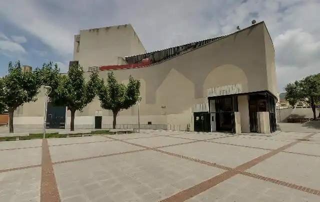 Vista exterior de Piso en venta en Olesa de Montserrat